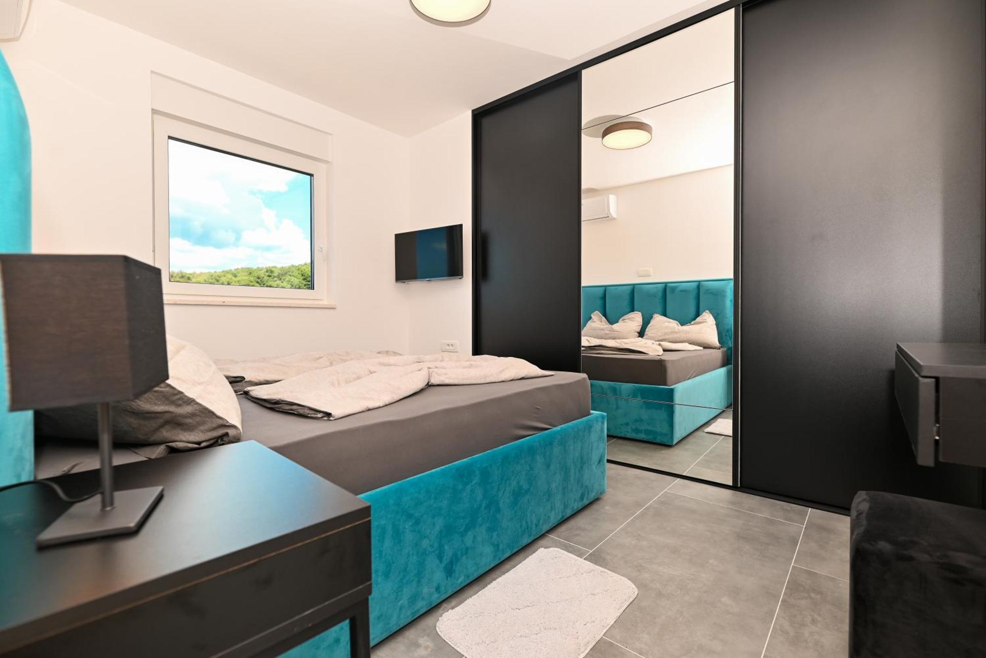 Apartament Penthouse Bluesky Okrug Gornji