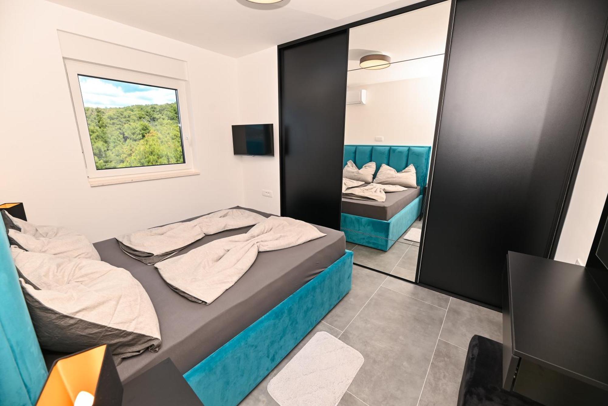 Apartment Penthouse Bluesky Okrug Gornji