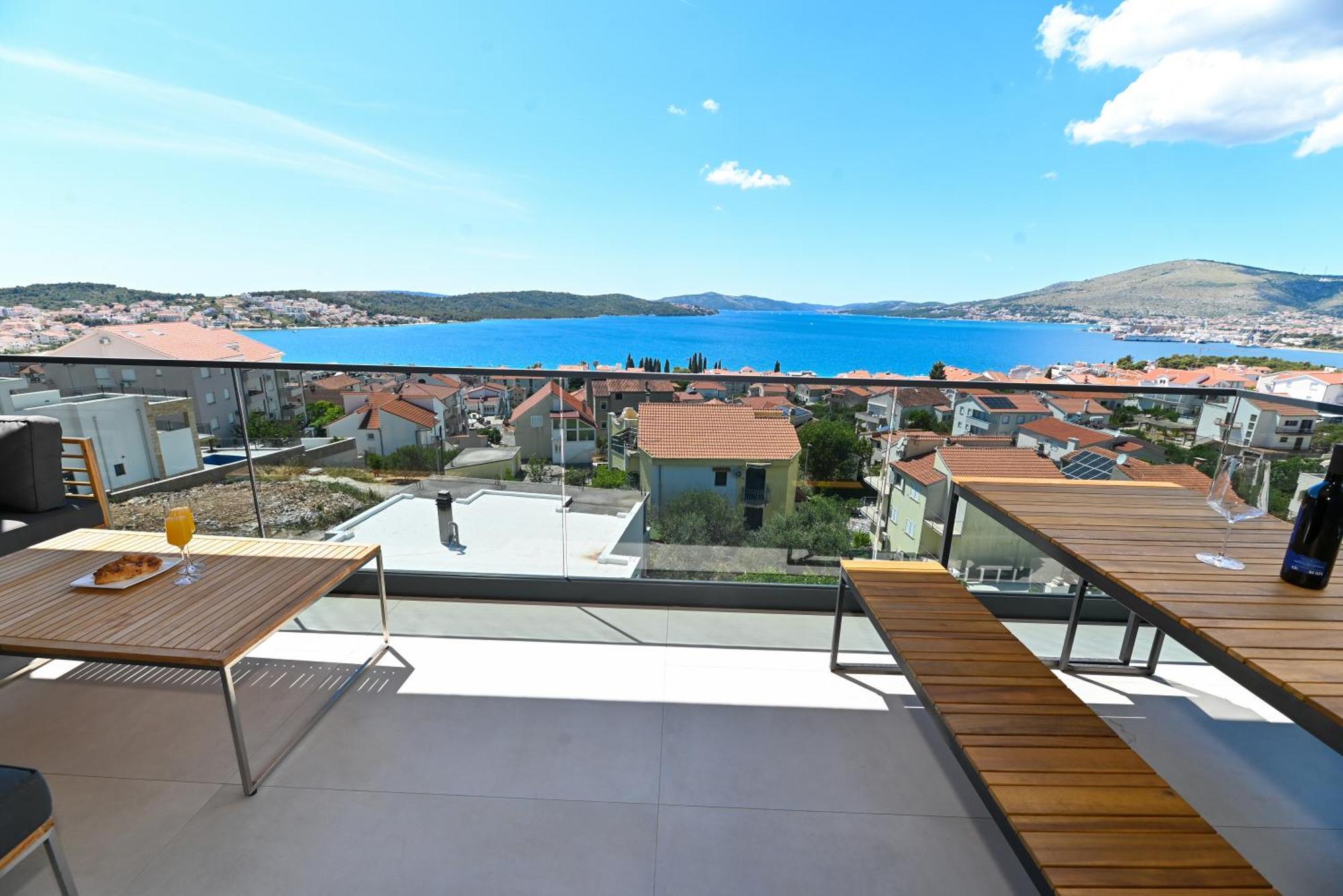Apartment Penthouse Bluesky