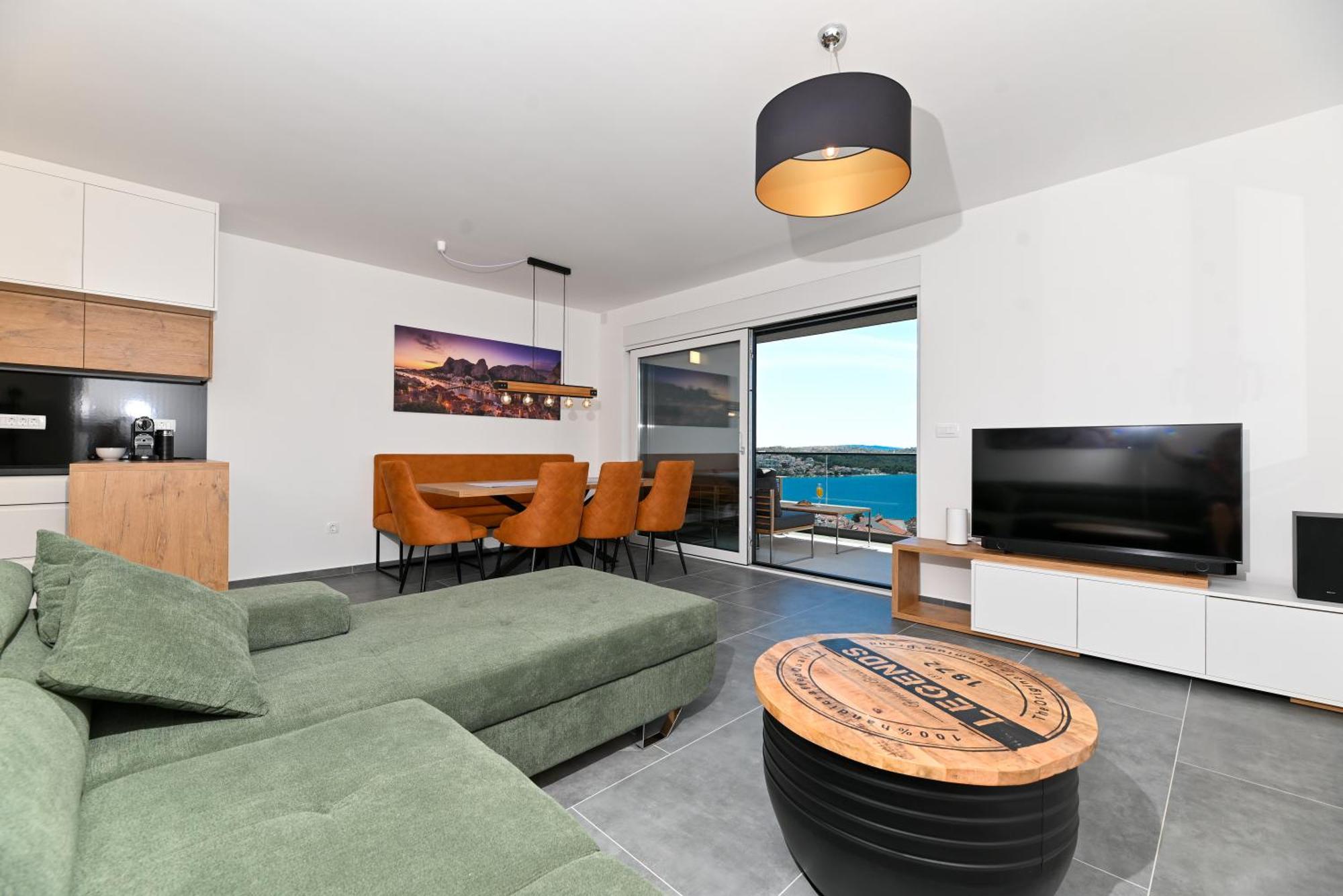 Penthouse Bluesky Apartment *